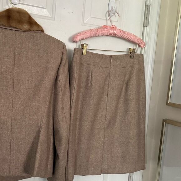 VTG Albert Nipon Boutique Fur Collar Tan Gold Sheen Wool Skirt Suit Size M/6/8P - Picture 7 of 16